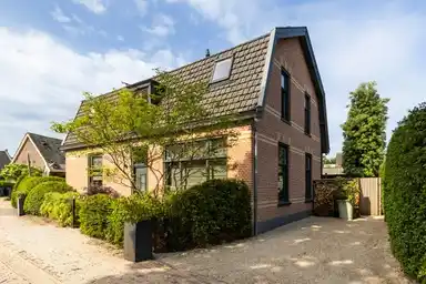 168m2 house to rent for 5000€/month in Noorderweg, Huizen