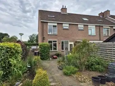 115m2 house to rent for 1175€/month in Kersebloesem, Doetinchem