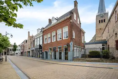 84m2 apartment to rent for 1295€/month in Raadhuisplein 10, Franeker
