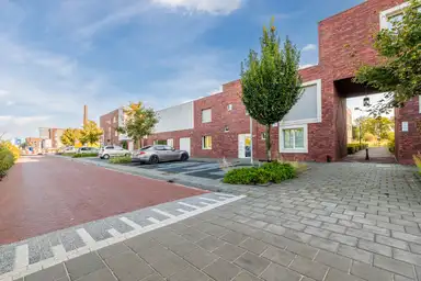 75m2 studio te huur voor 1250€/maand in Friesestraatweg 207, Groningen