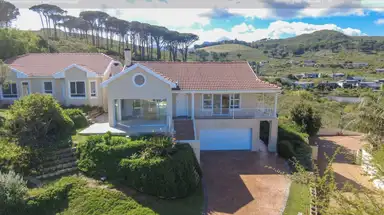 298μ² μονοκατοικία προς ενοικίαση για 3500€/μήνα σε C.l. Bressersstraat 7, Dongen