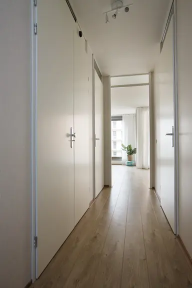 85m2 flat to rent for 1400€/month in Taj Mahalplaats 35, Delft
