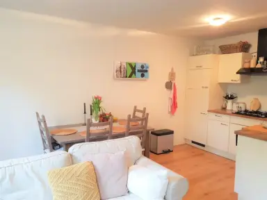 54m2 Appartamento in affitto per 1036€/mese a Burgemeester Cortenstraat, Maastricht