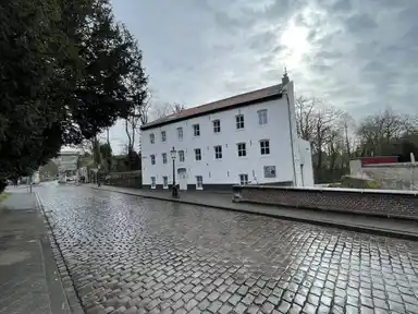 263m2 Casa in affitto per 2950€/mese a Begijnenstraat, Maastricht