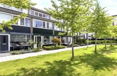 106m2 house to rent for 2050€/month in Bospolderstraat, Nieuwerkerk aan den IJssel