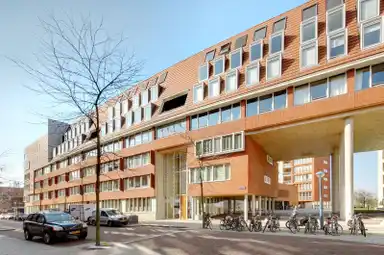 90m2 apartment to rent for 2140€/month in Artemisstraat 124, Amsterdam
