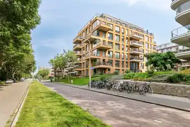 75m2 apartment to rent for 2850€/month in Startbaan, Amstelveen