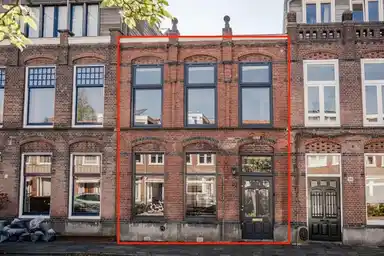 118m2 maison à louer pour 3250€/mois à Tetterodestraat, Haarlem