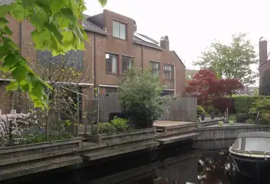 157m2 house to rent for 2650€/month in Domela Nieuwenhuislaan 5, Leiden