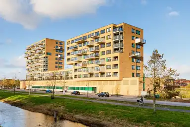 77m2 Appartement te huur voor 1495€/maand in Aziëlaan 175, Alphen aan den Rijn