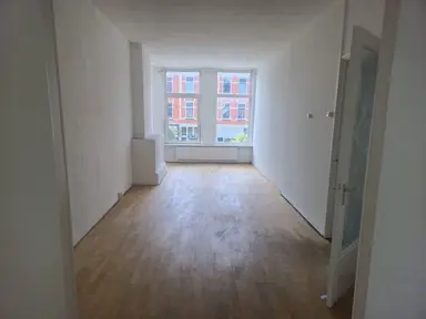 123m2 Appartement à louer pour 1650€/mois à Schiedamseweg, Rotterdam