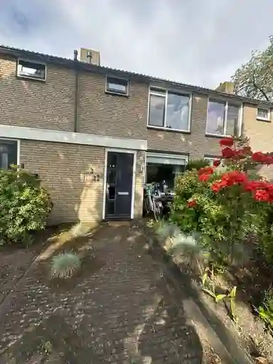 107m2 house to rent for 1925€/month in Bisschopshoeve 119, Breda