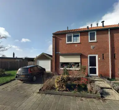95m2 house to rent for 895€/month in Domineeshof 1, Sint-Annaland