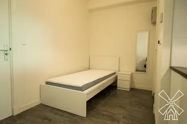 39m2 studio to rent for 1858€/month in Henri ter Hallsingel, Rijswijk