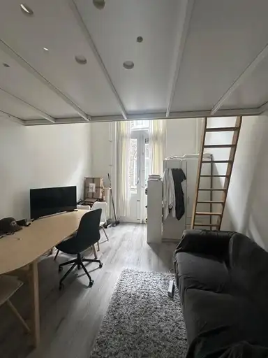 17m2 Camera in affitto per 805€/mese a Herbenusstraat, Maastricht