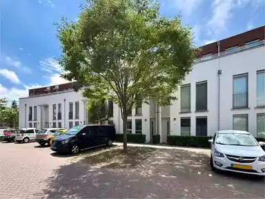 88m2 Haus zur Miete für 1850€/Monat in Regenboogven, Veldhoven