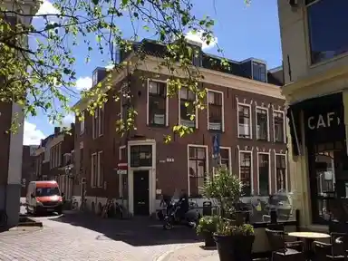 15m2 Kamer te huur voor 690€/maand in Hogewoerd, Leiden