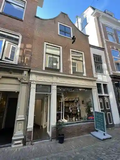 70m2 flat te huur voor 2700€/maand in Burgsteeg, Leiden