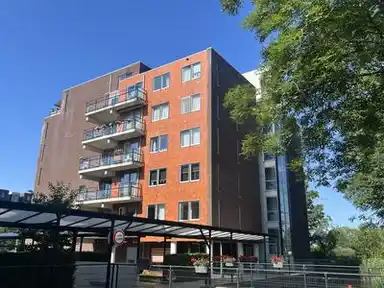 98m2 apartment to rent for 1950€/month in Rustenborchdreef 14, Oegstgeest
