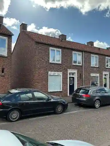 70m2 Haus zur Miete für 932.93€/Monat in Monseigneur Mutsaersstraat 40, Roosendaal