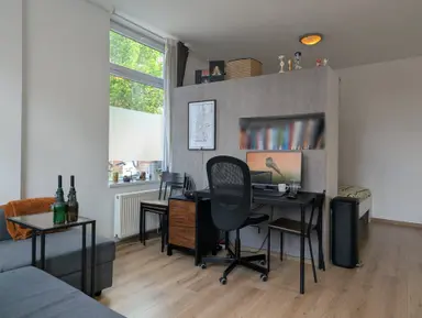 24m2 studio à louer pour 893€/mois à Kennemerstraat 30, Haarlem