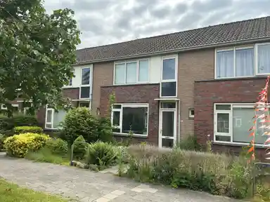 140m2 house to rent for 764.14€/month in Madeliefstraat 18, Assen