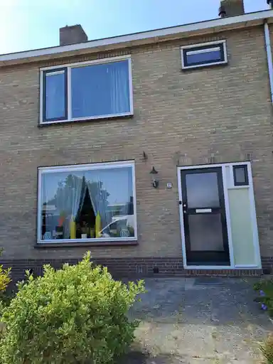 69.7m2 house to rent for 548.71€/month in Westerkoogstraat 32, Oosthuizen