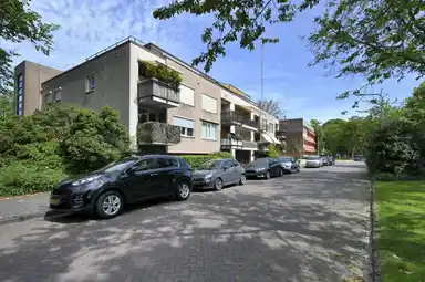 100m2 apartment to rent for 2400€/month in Zijllaan 81, Wassenaar