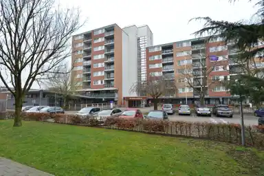 65m2 apartment to rent for 781.12€/month in Rechterveldbrink 1, Enschede