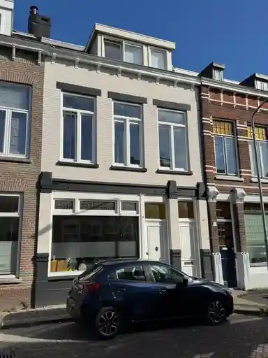 85μ² μονοκατοικία προς ενοικίαση για 2295€/μήνα σε Grazendonkstraat, Breda