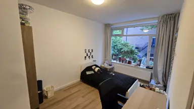 20m2 room to rent for 1200€/month in Admiraal de Ruyterweg, Rotterdam