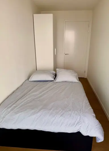 8m2 Chambre à louer pour 1400€/mois à Céramiquelaan, Amsterdam