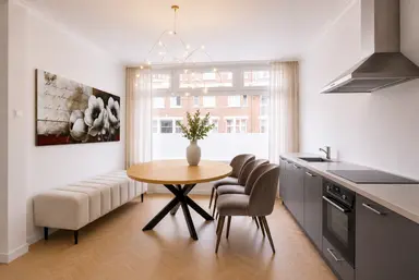 85m2 huis te huur voor 2295€/maand in Grazendonkstraat, Breda