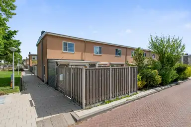 79m2 maison à louer pour 2200€/mois à Pruimenstraat 37, Amsterdam