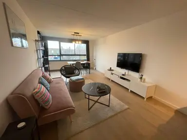 83μ² Διαμέρισμα προς ενοικίαση για 2250€/μήνα σε Vondelweg, Rotterdam