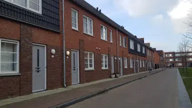 109m2 maison à louer pour 1584€/mois à Daphnestraat, Arnhem