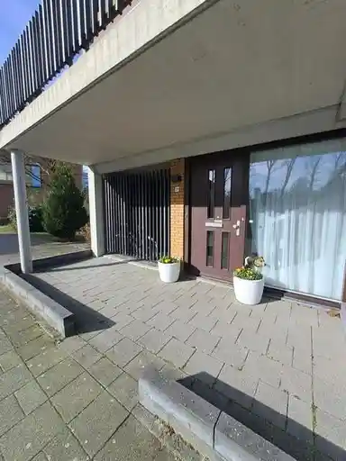 96m2 maison à louer pour 2250€/mois à Poelenburg, Rotterdam