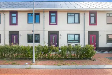 125m2 house to rent for 1670€/month in Ranonkellaan 251, Lelystad