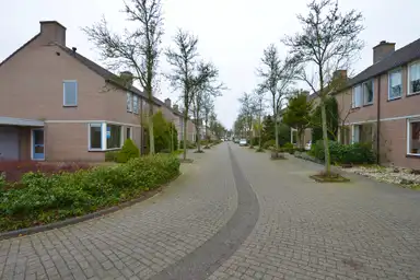 140m2 Haus zur Miete für 1450€/Monat in Houtvesterstraat 8, Rosmalen