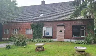 300m2 house to rent for 300€/month in Vessem