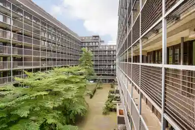 83m2 Appartement à louer pour 1525€/mois à R.J.H. Fortuynstraat, Amsterdam