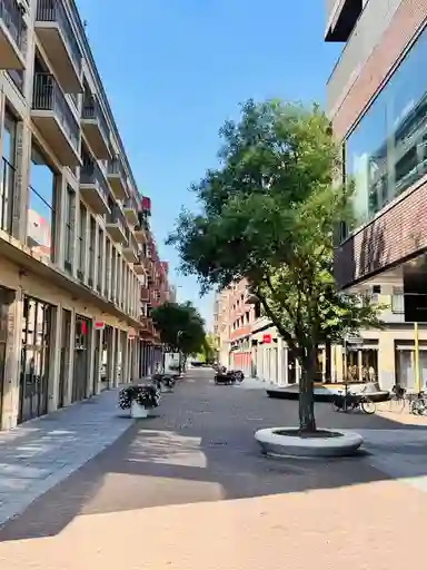 90m2 Appartement te huur voor 2325€/maand in Centrumboulevard, Utrecht