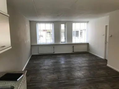 60m2 Appartement à louer pour 1050€/mois à Schoenmakersstraat, Harderwijk