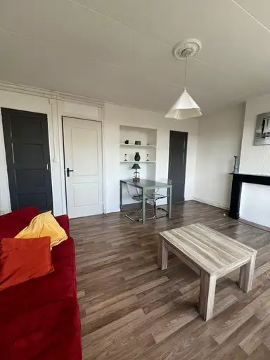 101μ² Δωμάτιο προς ενοικίαση για 1294€/μήνα σε Bergweg, Rotterdam