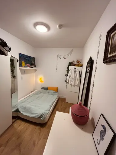 11μ² Δωμάτιο προς ενοικίαση για 450€/μήνα σε Erasmusstraat, Rotterdam