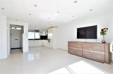 107m2 huis te huur voor 3250€/maand in Le Tourmalet, Amsterdam
