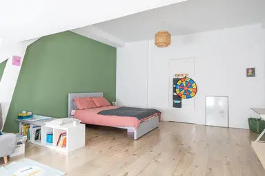 241m2 maison à louer pour 6750€/mois à Willemstraat, The Hague