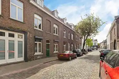 101μ² Δωμάτιο προς ενοικίαση για 1439€/μήνα σε Zakstraat, Maastricht