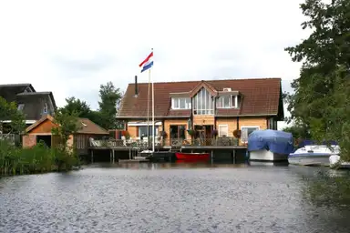 150m2 house to rent for 3000€/month in Veendijk 24, Loosdrecht