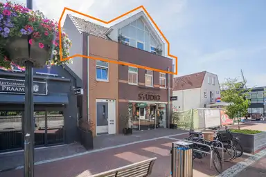 81m2 Appartement à louer pour 2250€/mois à Zijdstraat 58, Aalsmeer